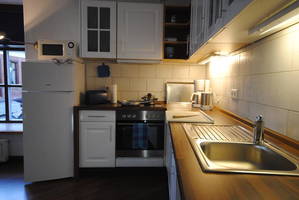 Ferienwohnungen Meerwiefke Leer Habitación foto
